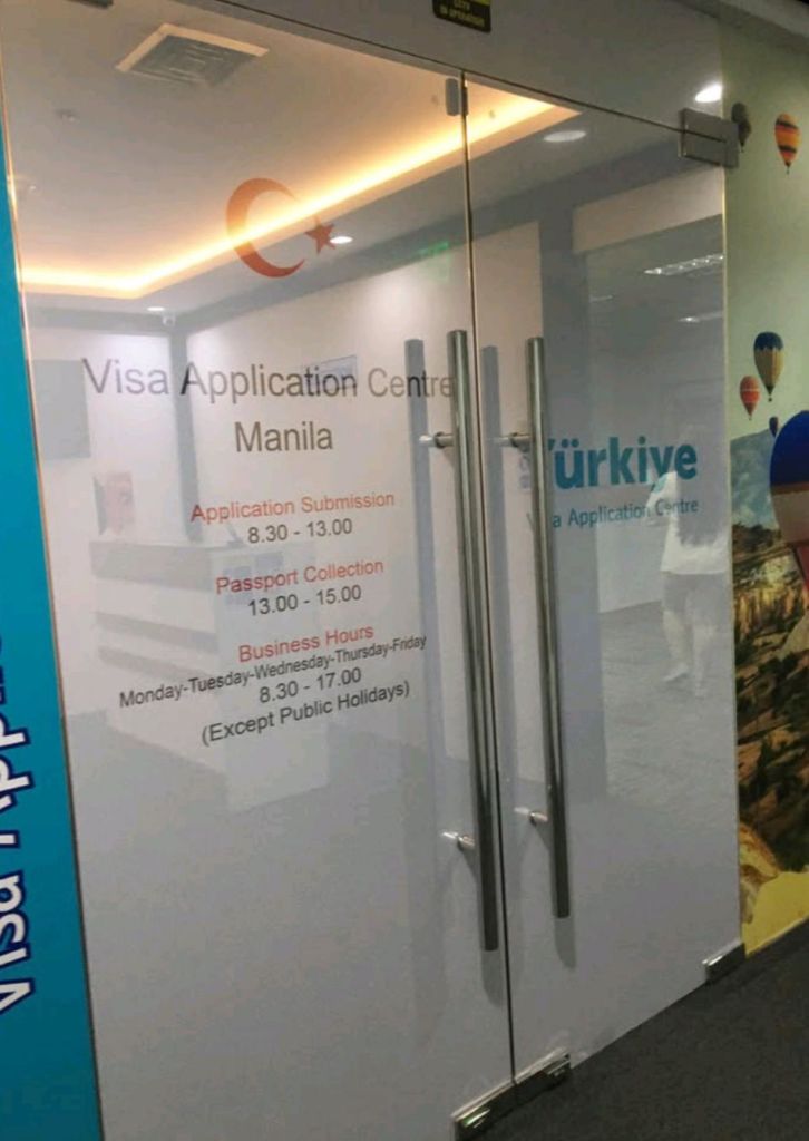 opening hours of Agent TR Petron Megaplaza Makati